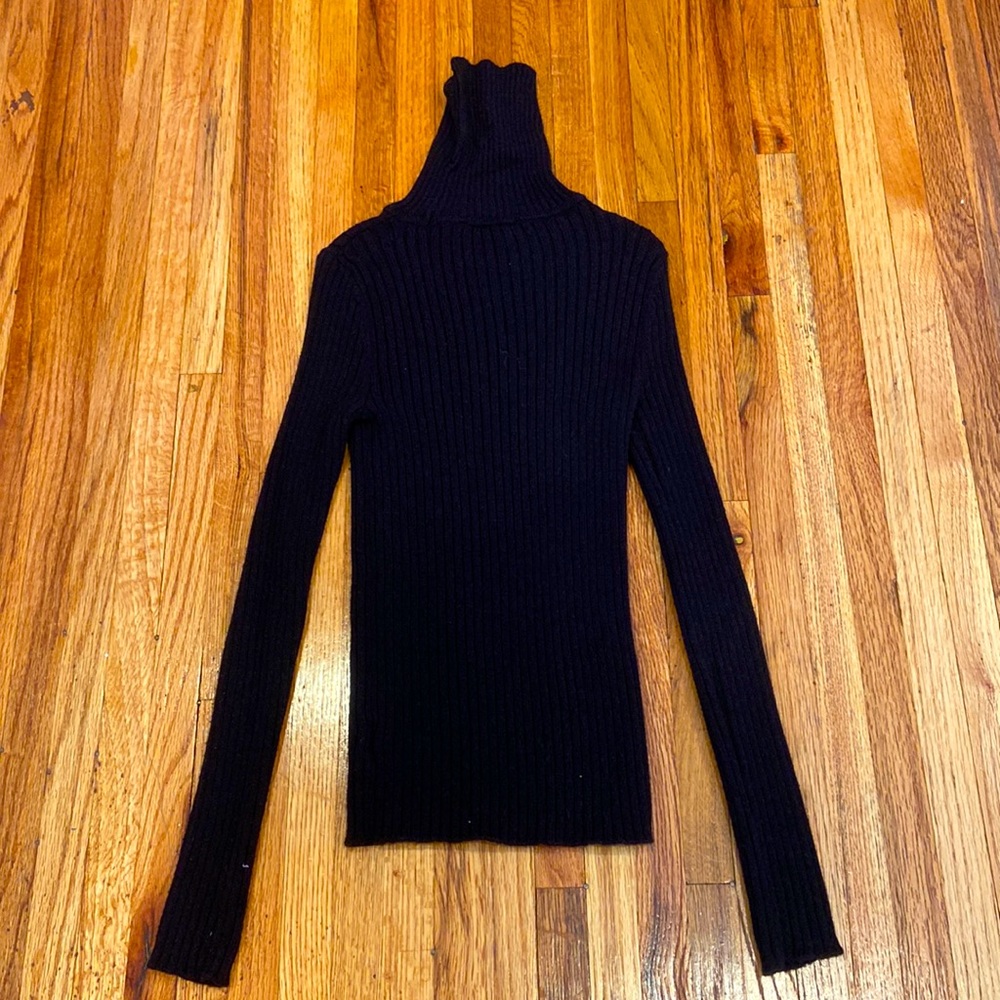 EXPRESS ribbed black turtleneck